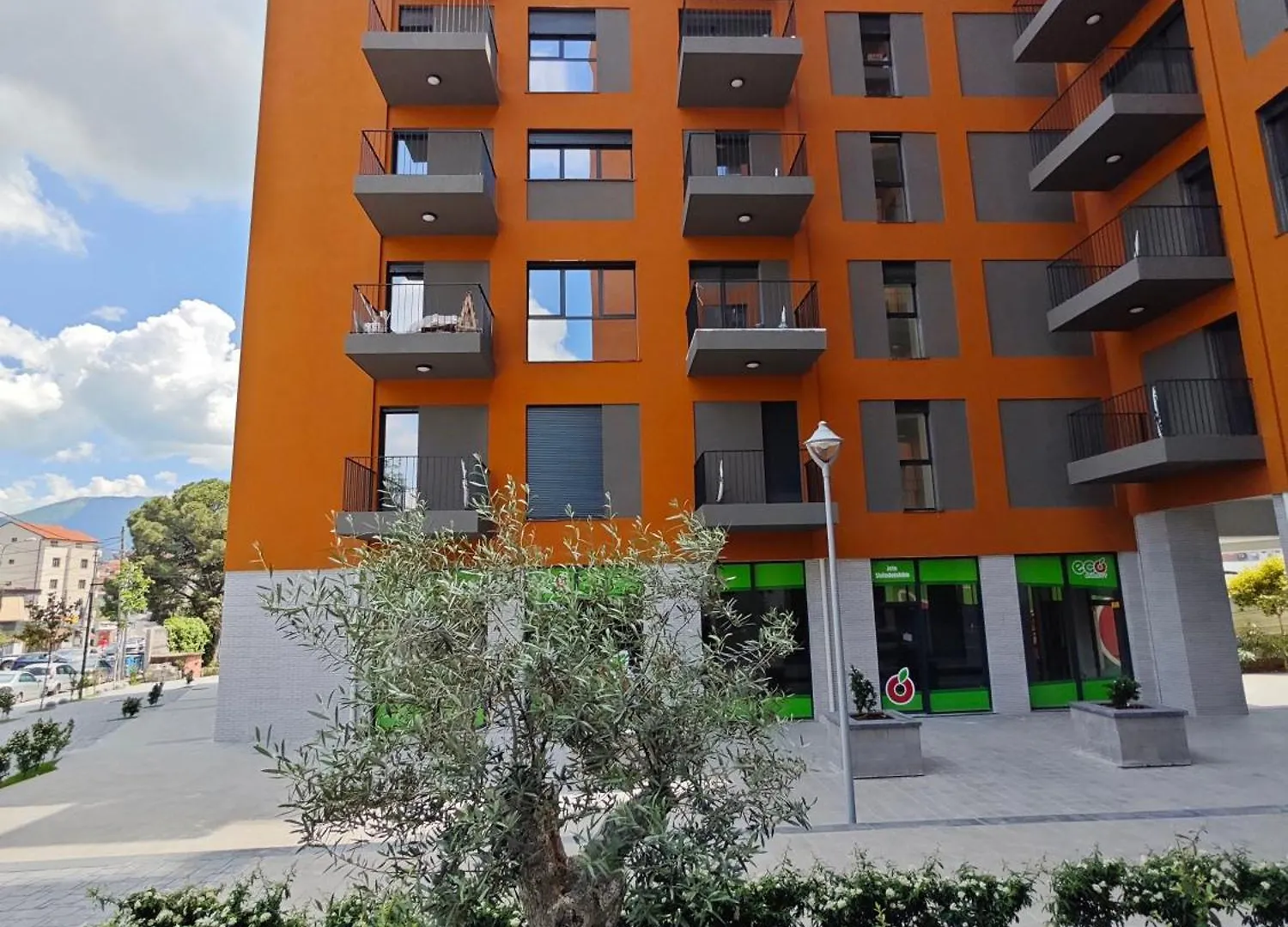 Vasil Gjika Apartment 3 Тирана Албания